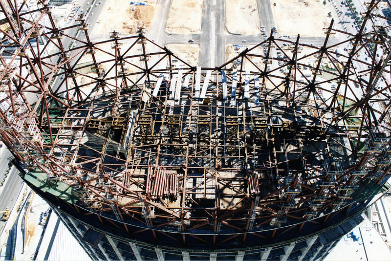 momapix_139940_pos_5