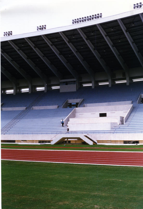 momapix_140162_pos_13