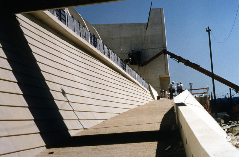 momapix_140842_pos_29