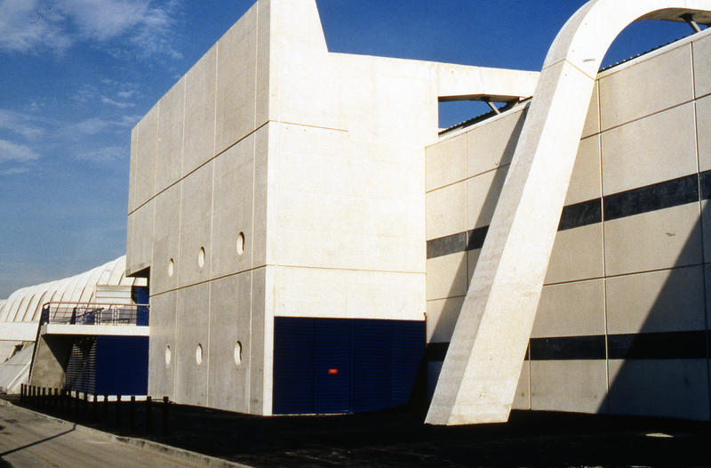 momapix_140870_pos_13