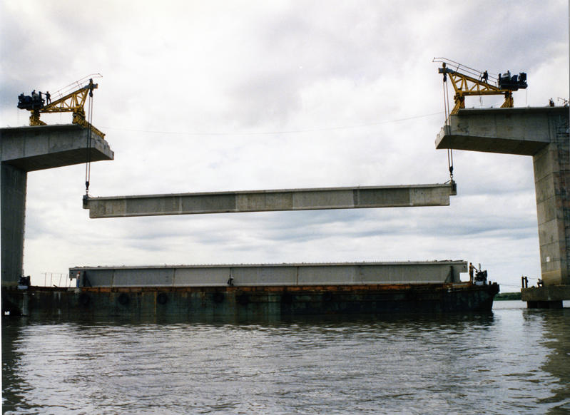 momapix_141047_pos_3