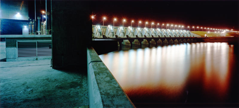 momapix_141742_pos_2