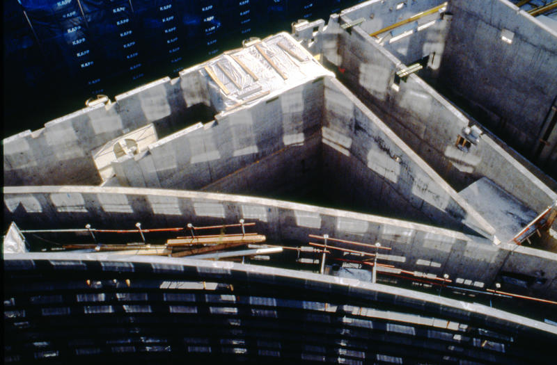 momapix_147549_pos_11