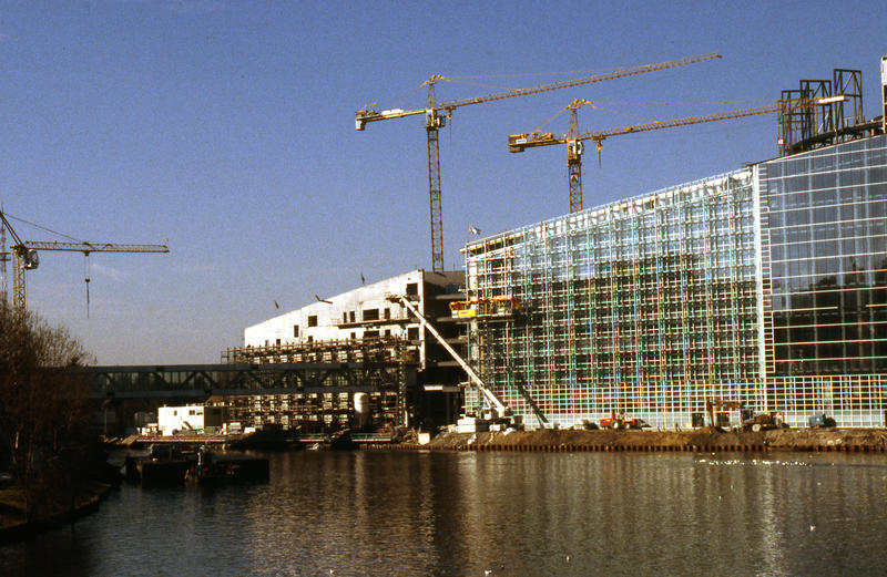 momapix_147563_pos_22