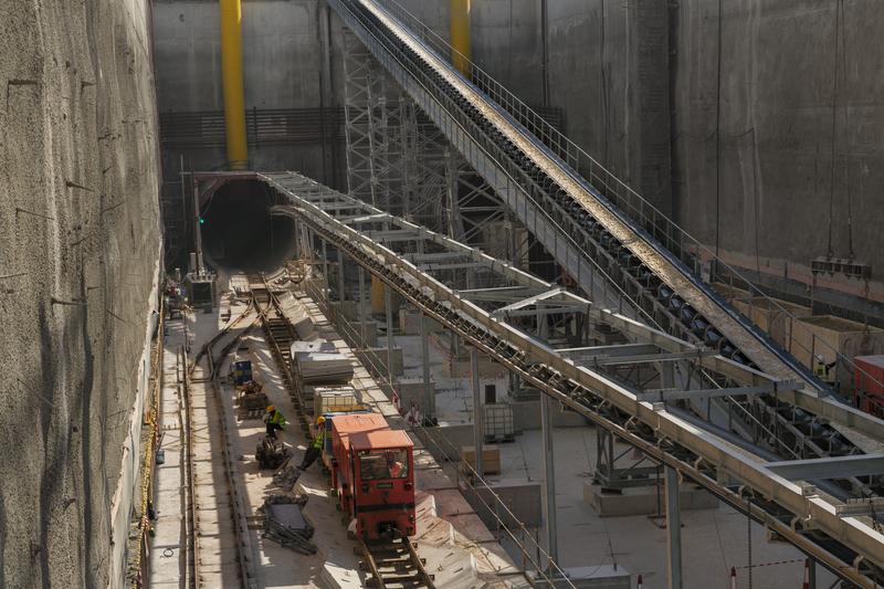 momapix_148408_pos_50