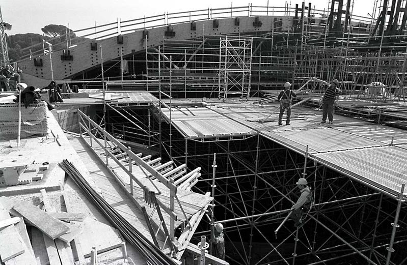 momapix_148809_pos_52