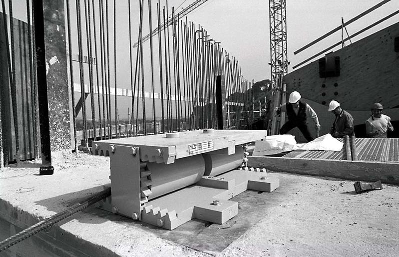 momapix_148810_pos_53