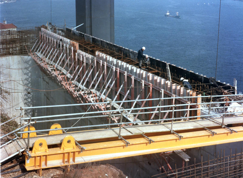 momapix_154858_pos_20