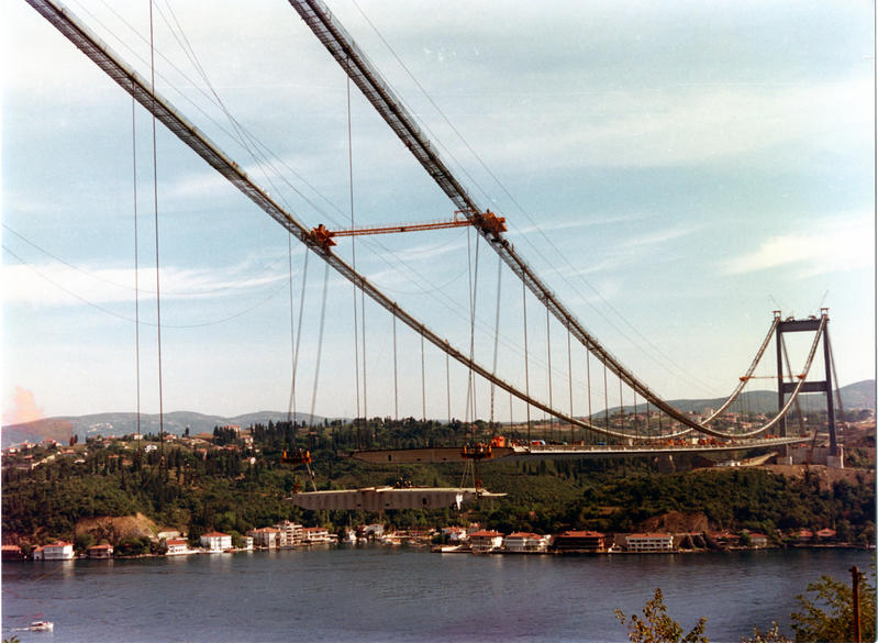 momapix_154866_pos_3