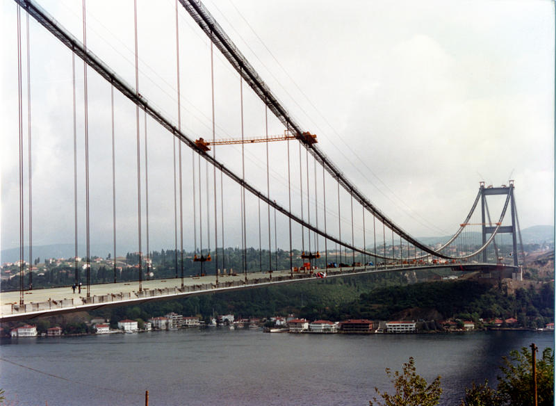 momapix_154869_pos_2