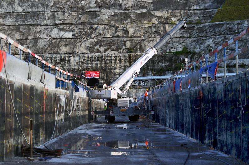 momapix_156103_pos_9