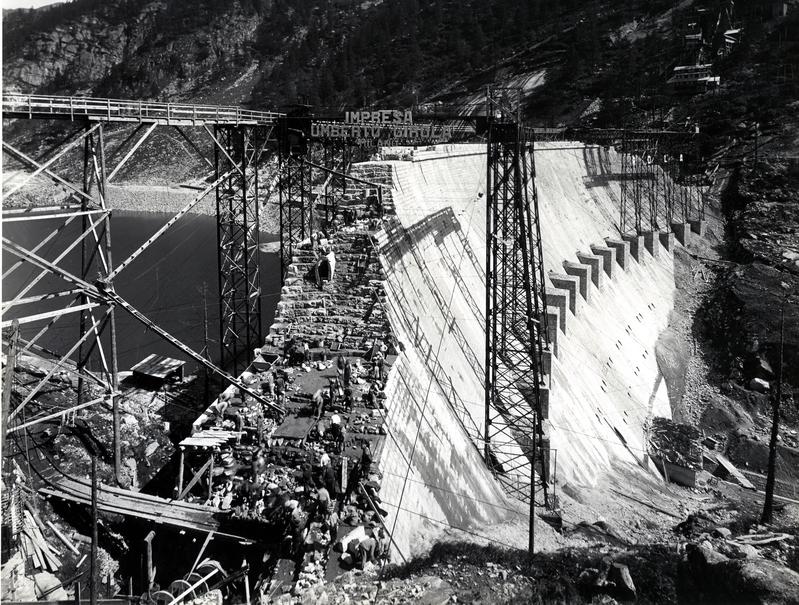 momapix_158759_pos_14