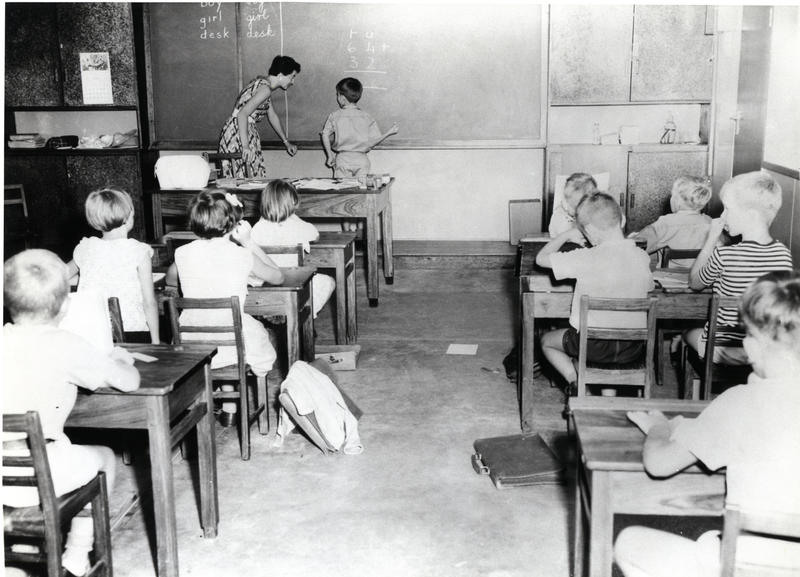 momapix_163998_pos_34