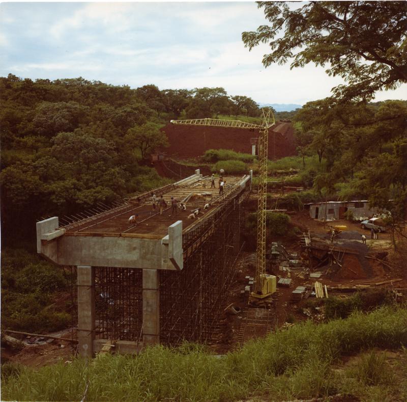 momapix_183286_pos_5