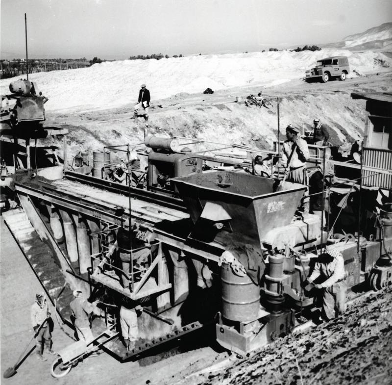 momapix_183785_pos_18