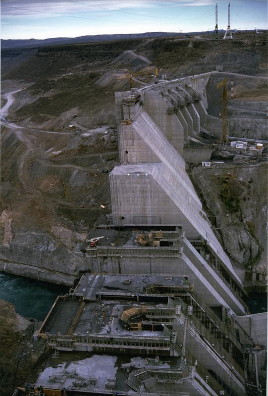 momapix_187253_pos_32