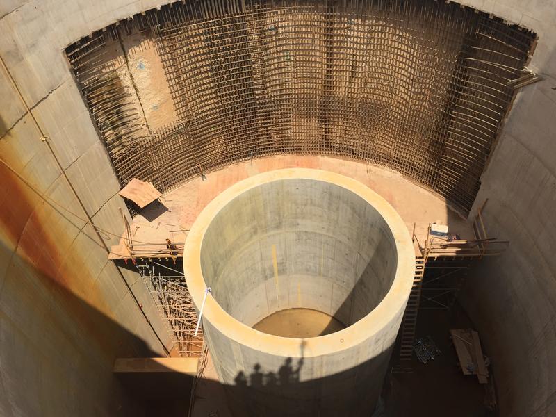 momapix_187544_pos_6