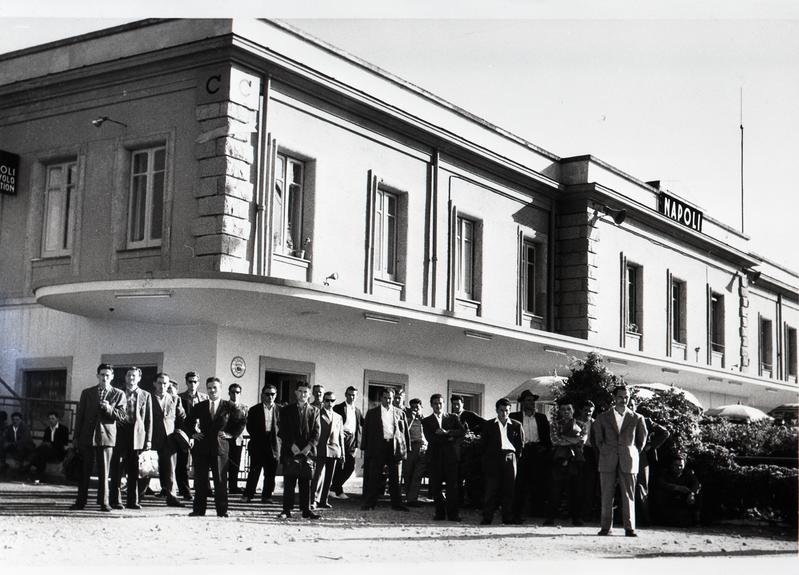 momapix_189380_pos_85