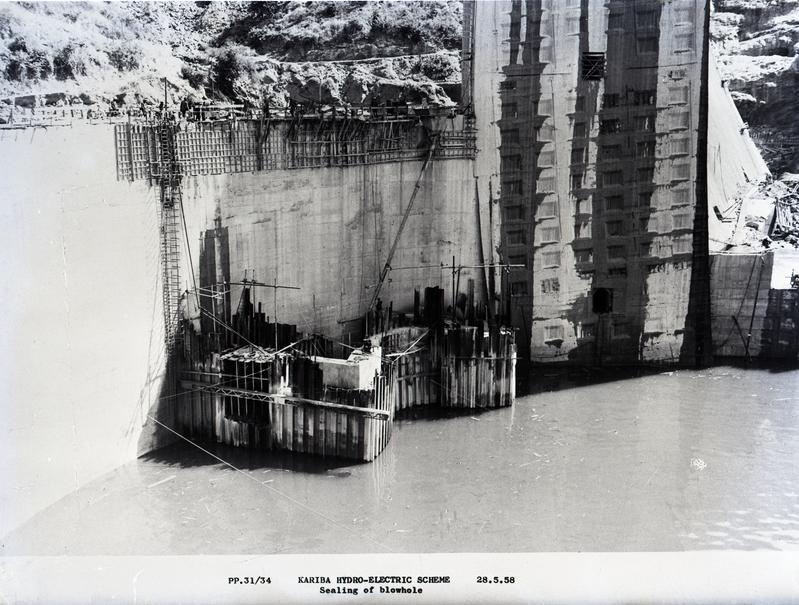 momapix_189425_pos_56