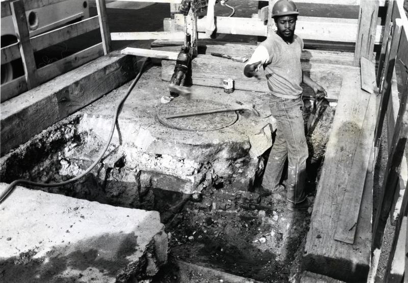 momapix_196193_pos_15