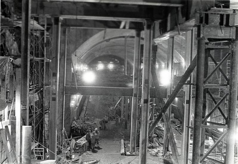 momapix_196196_pos_17