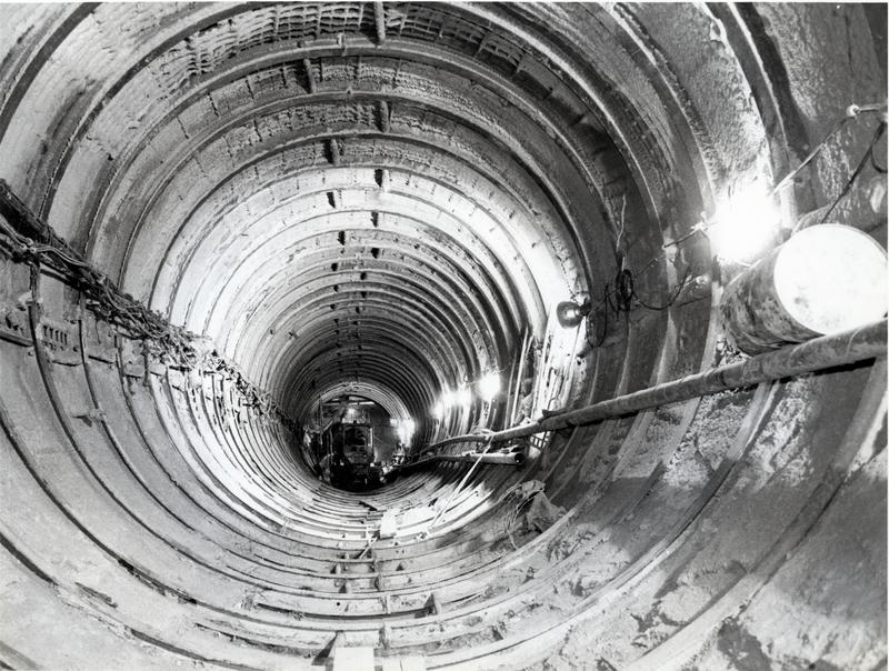 momapix_196246_pos_26