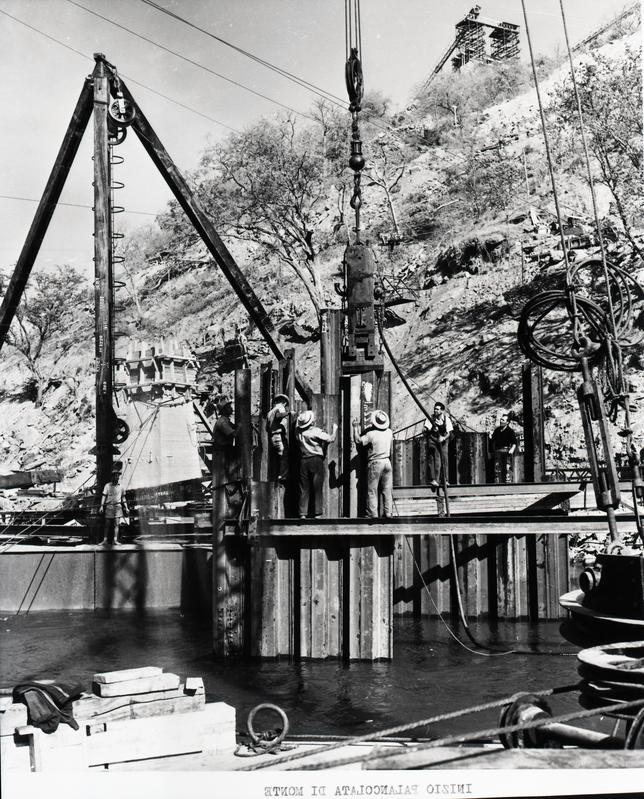 momapix_196684_pos_79