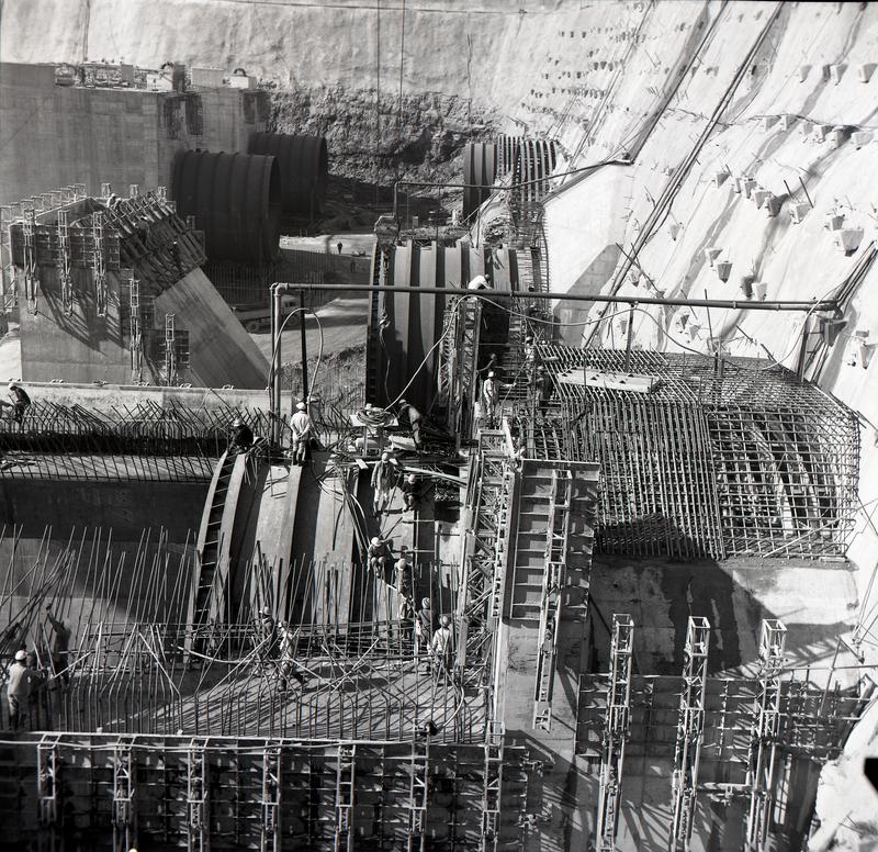 momapix_197242_pos_23