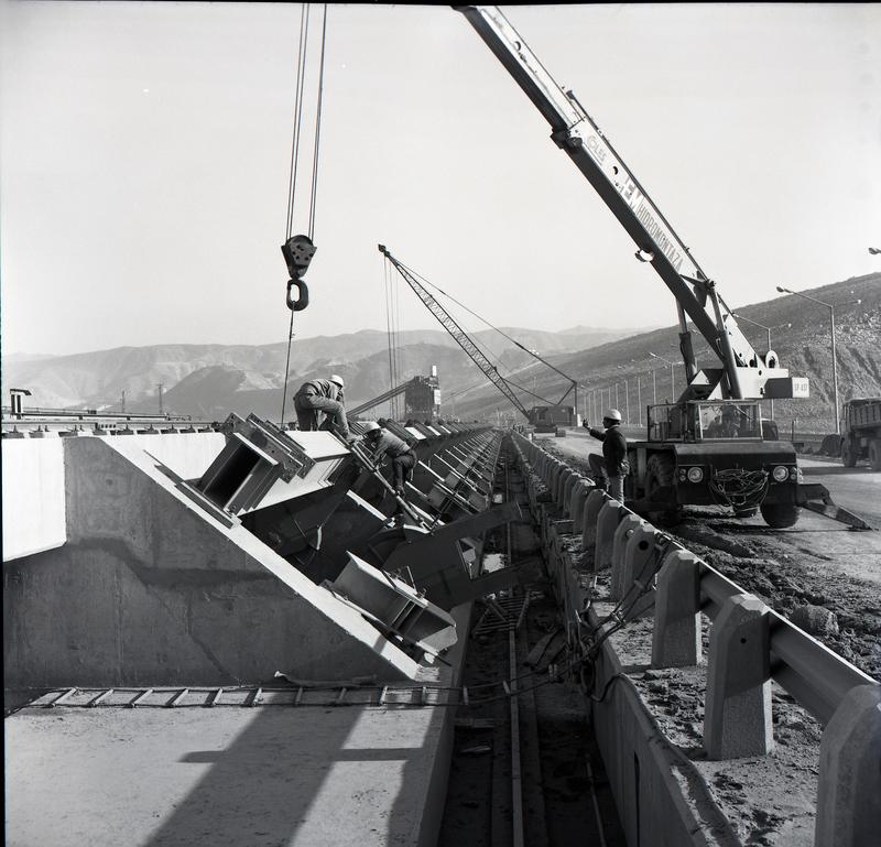 momapix_197248_pos_16