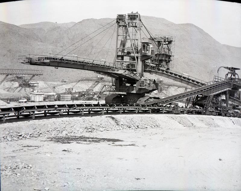 momapix_197432_pos_102