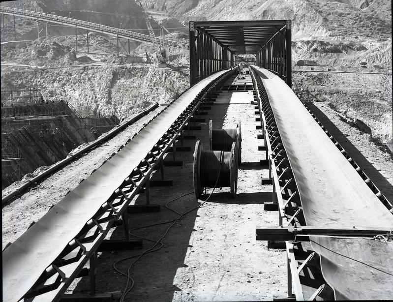 momapix_197451_pos_100