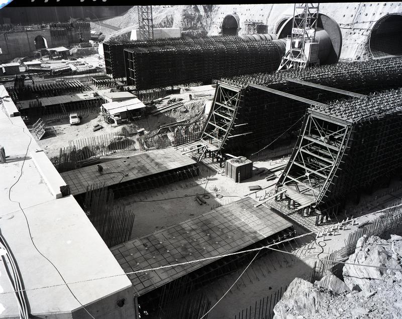 momapix_197758_pos_83