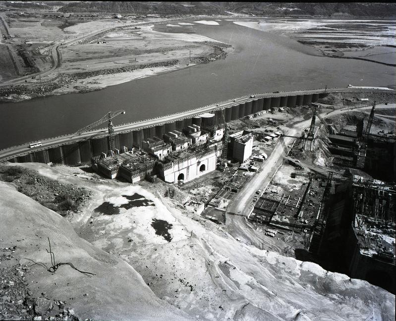 momapix_197827_pos_92