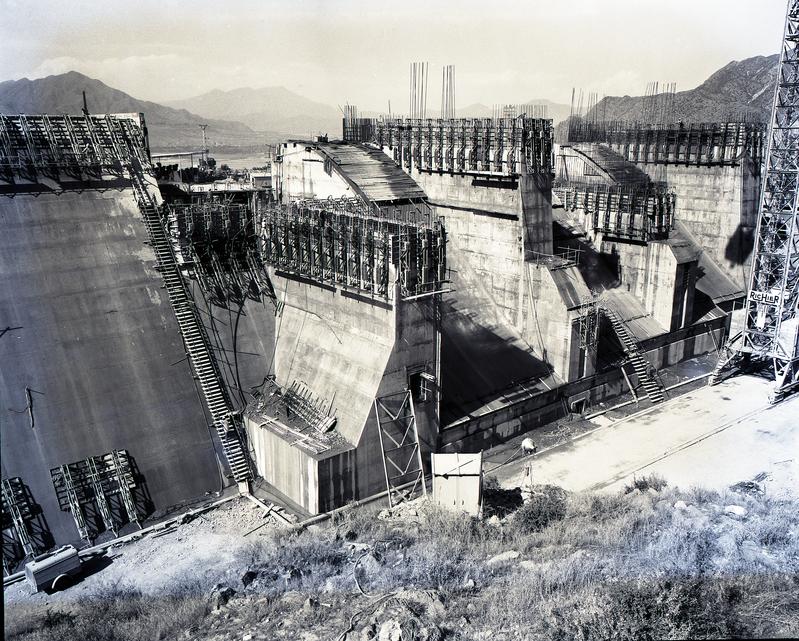 momapix_197837_pos_97