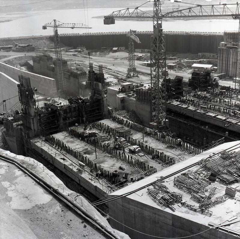 momapix_197916_pos_57