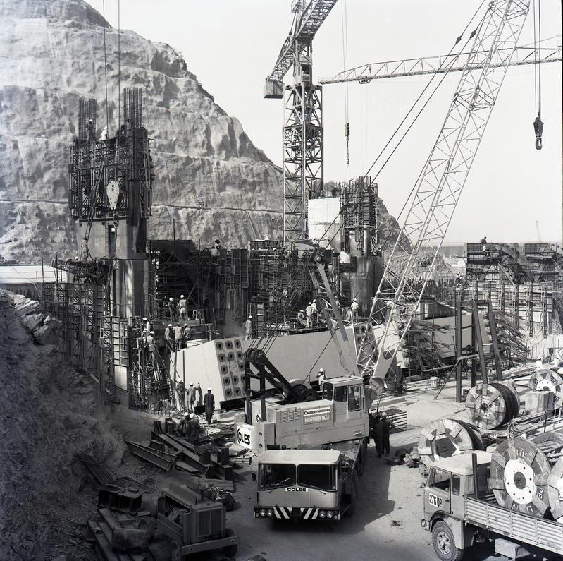 momapix_197921_pos_62