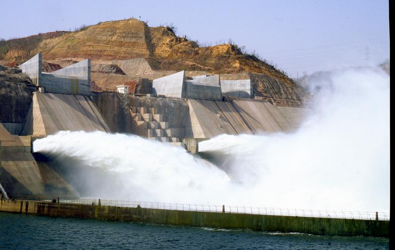 momapix_198198_pos_4