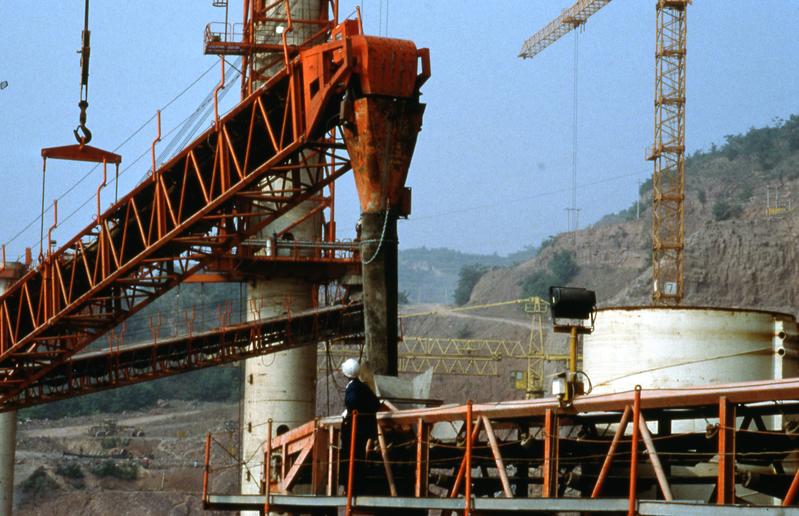 momapix_198254_pos_10