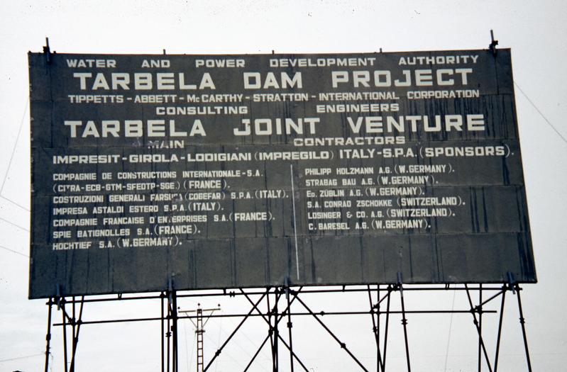 momapix_204064_pos_13