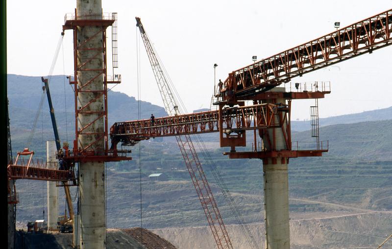 momapix_204885_pos_24