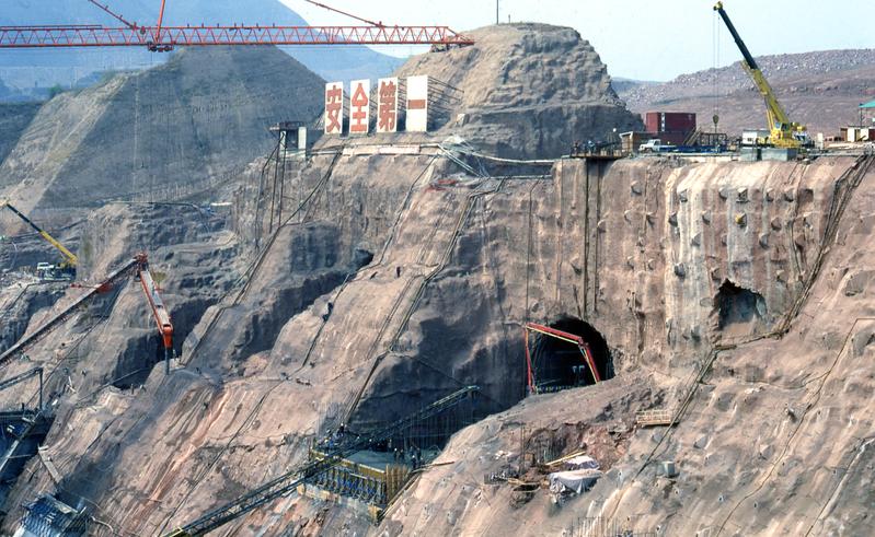 momapix_204926_pos_22