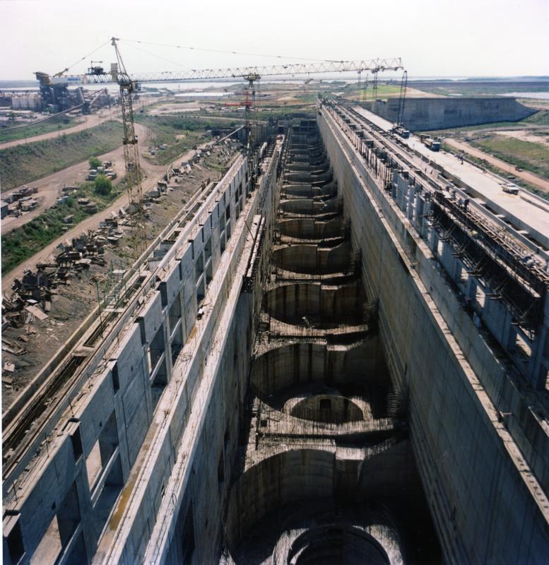 momapix_205580_pos_41