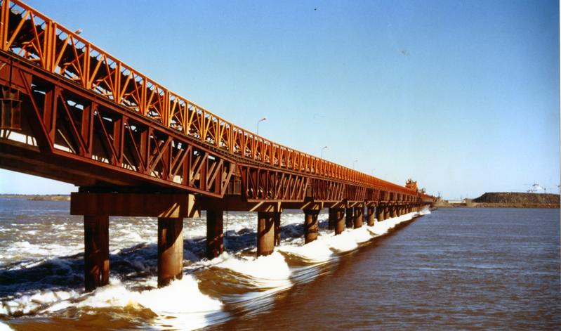 momapix_205703_pos_38