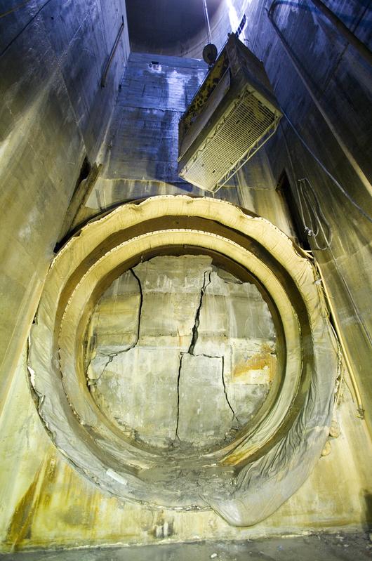 momapix_207042_pos_12