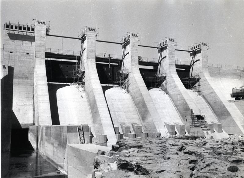 momapix_209781_pos_6