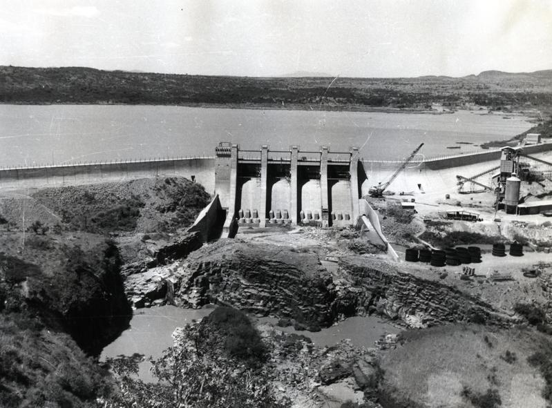 momapix_209783_pos_12