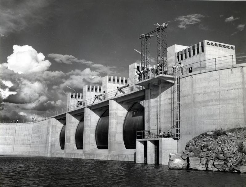 momapix_209784_pos_3