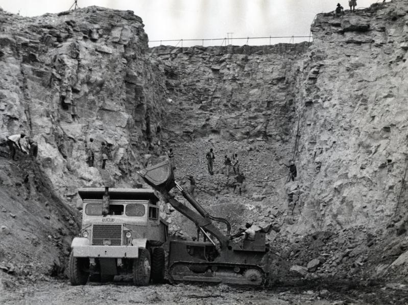 momapix_209788_pos_39