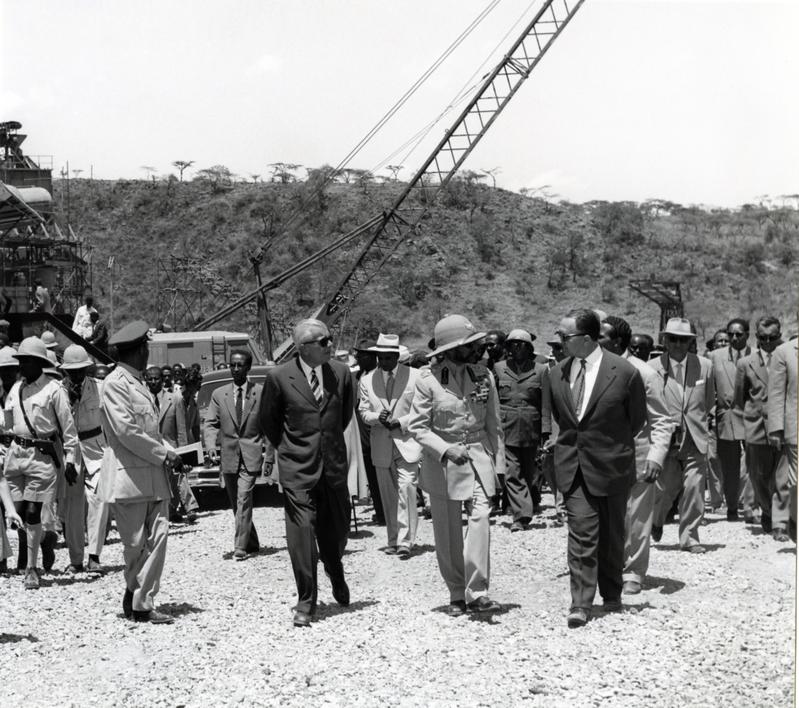 momapix_209811_pos_21