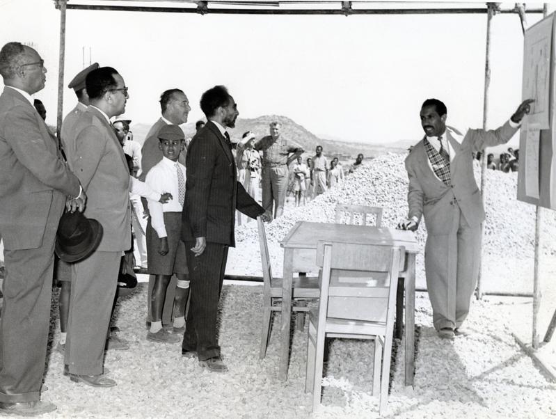 momapix_210510_pos_22